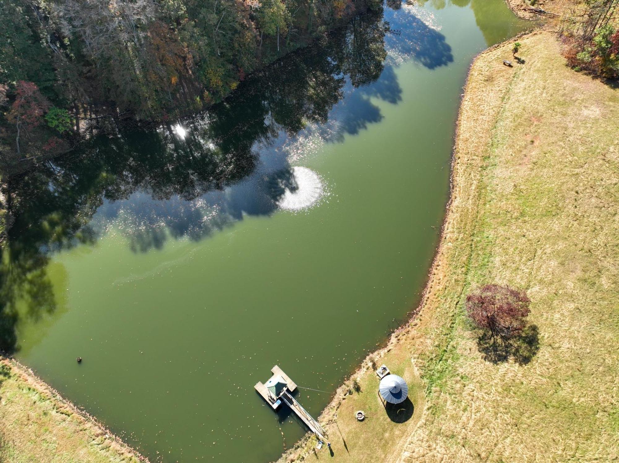 Southern Home And Fishing Lake. Gainesville Exterior photo