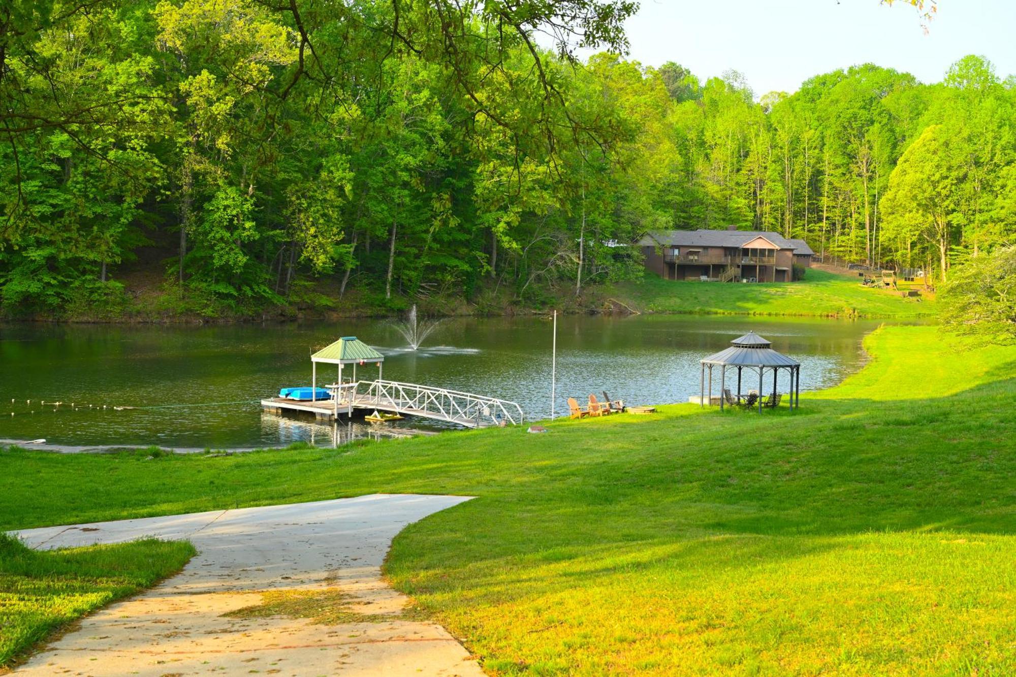 Southern Home And Fishing Lake. Gainesville Exterior photo